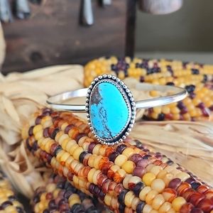 Gorgeous NWOT Turquoise & Sterling Stacker Cuff 💙🩶🩵